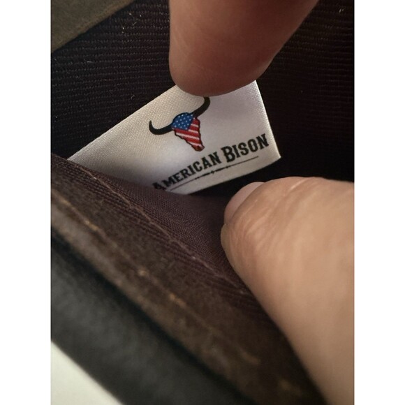 American Bison Men's Bison Head Concho Bifold Brown Leather Wallet NIB Tooled - Picture 9 of 12